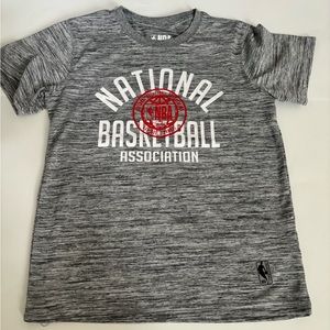 NBA Shirt Boys  Size Medium T-shirt